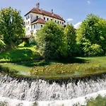 Počitniška hiša Kolpa Holidays
