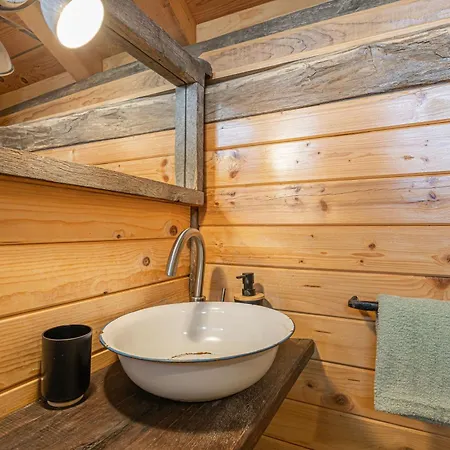 Feriehus Kolpa Holidays