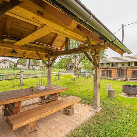 Сasa de vacaciones Kolpa Holidays Gradac