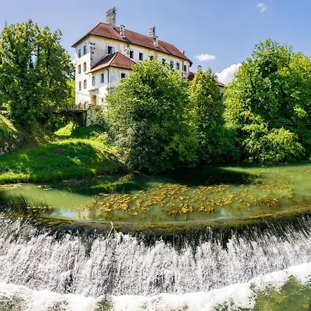 Feriehus Kolpa Holidays