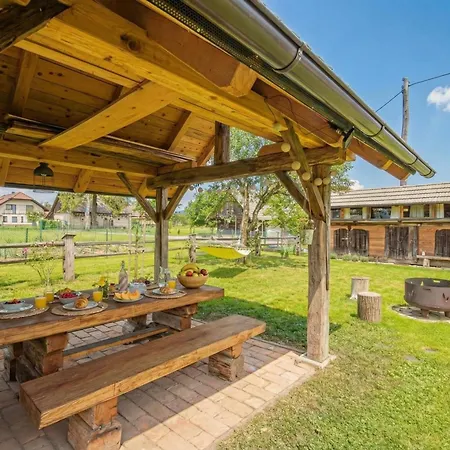 Kolpa Holidays * Gradac