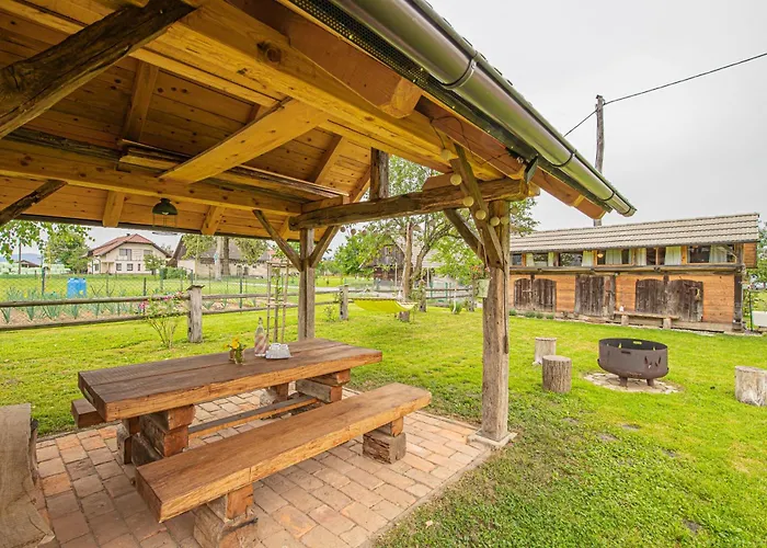 בית נופש Kolpa Holidays Gradac